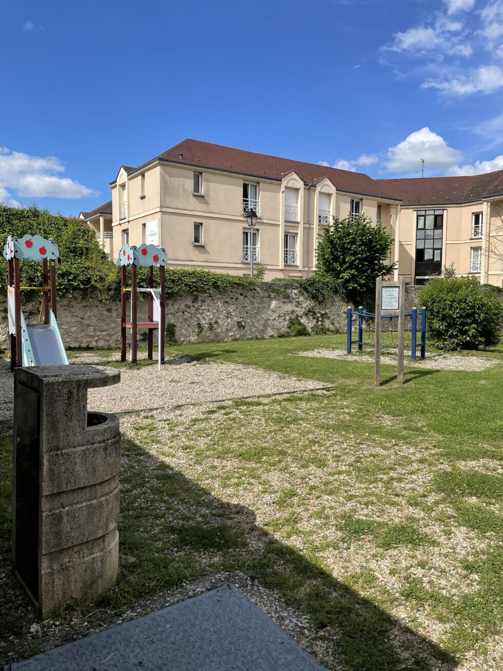 Fermeture du parc (rue de l'Hôtel Dieu) - Mairie de Chars